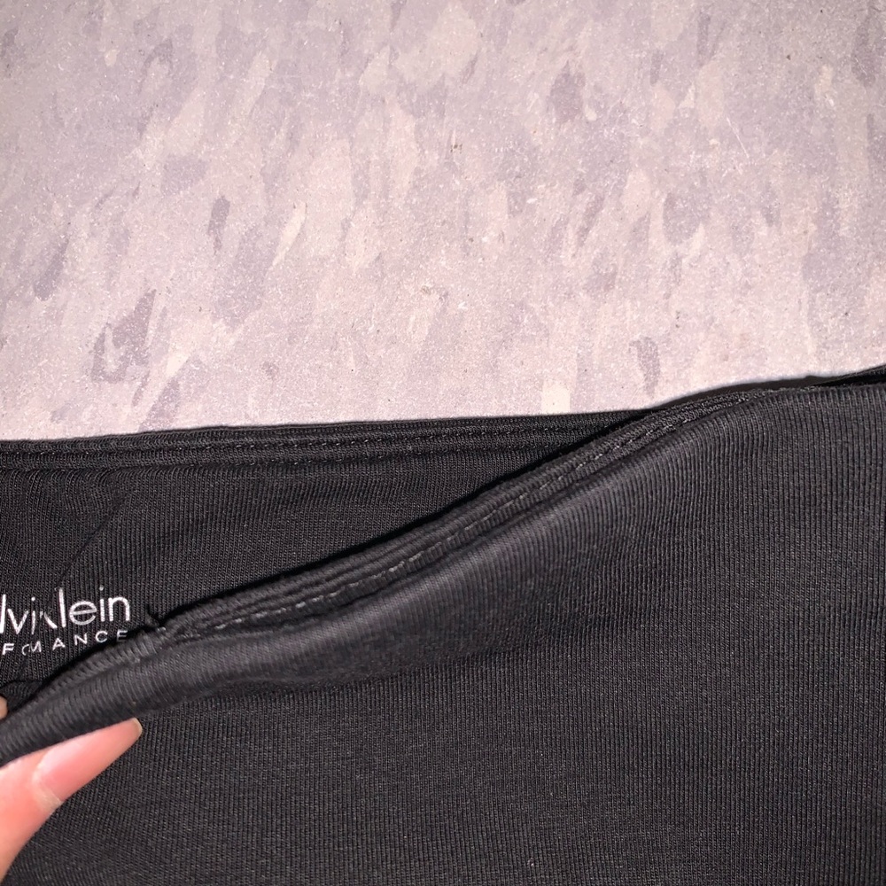 Calvin Klein Capris - Picture 3 of 4